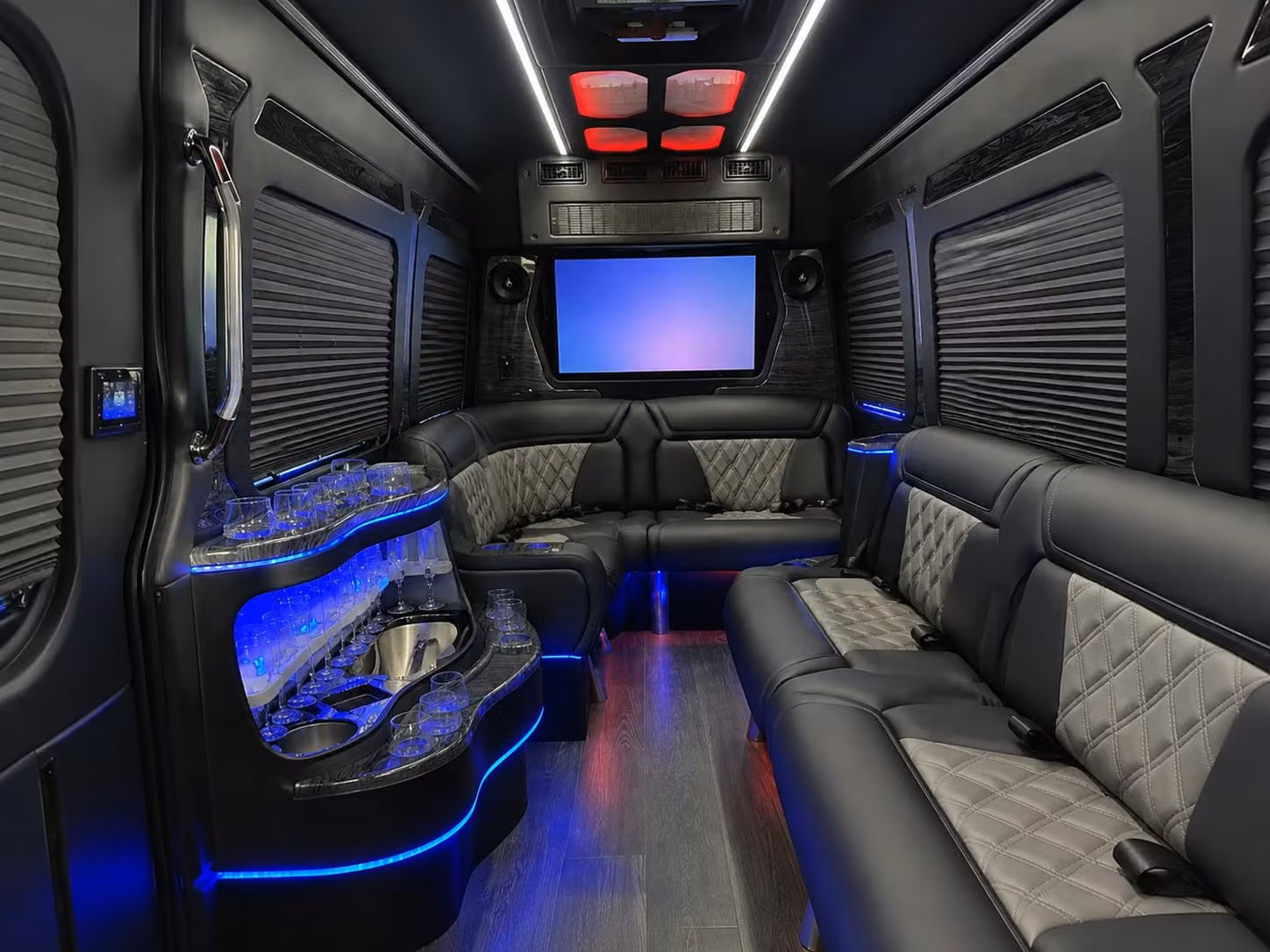 youth group and special event bus rentals in allentown